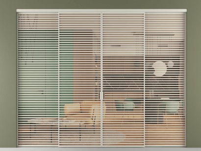 Алюминевая перегородка vn2+2_07_ Алюминий тёплый серый Прозрачное оранжевое стекло, триплекс, 6мм. Цвет Алюминий тёплый серый. Материал Алюминий в эмали. Коллекция Перегородка Formato внутри проёма четырёхстворчатая. Картинка.